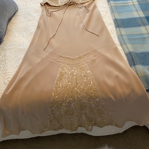 Designer Evening Gown - Picture 4 of 7